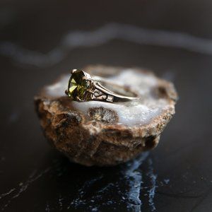 Peridot Color Green Costume Jewelry Ring Size 9